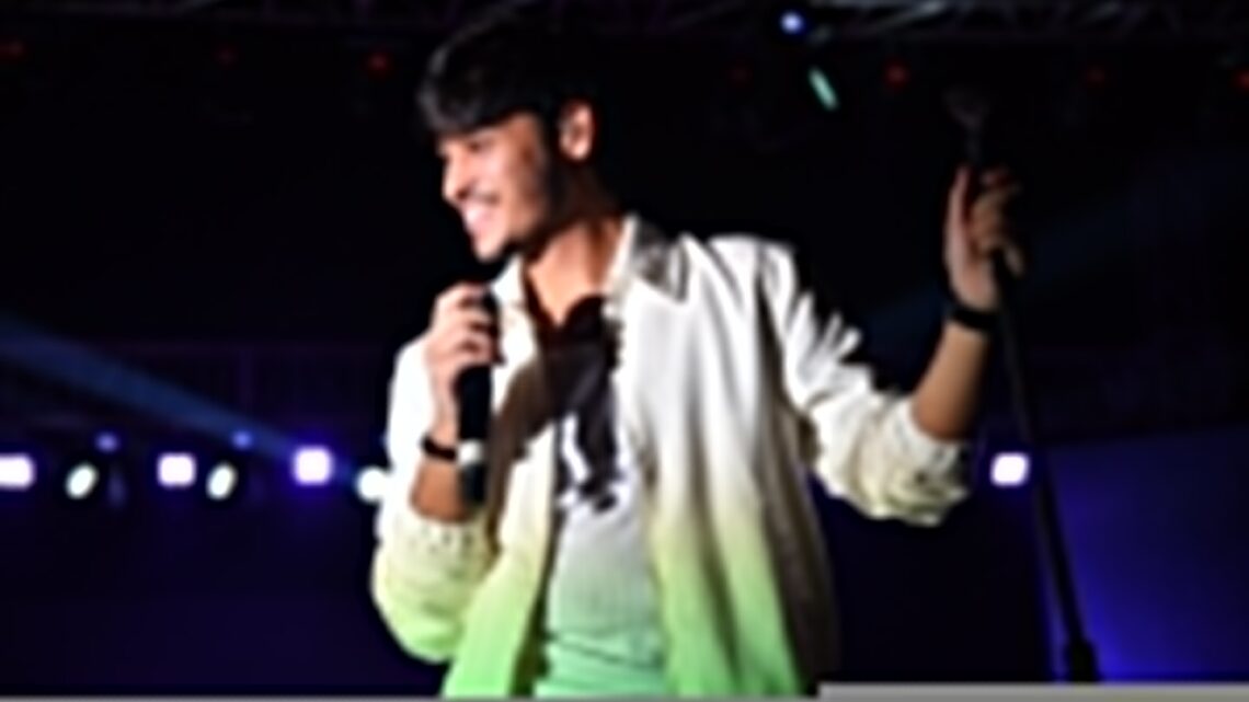 Anuj Rehan Biography: Net Worth, Siblings, Parents, Height, Ethnicity, Age, Song, Awards Anuj Rehan Biography: Net Worth, Siblings, Parents, Height, Ethnicity, Age, Song, Awards