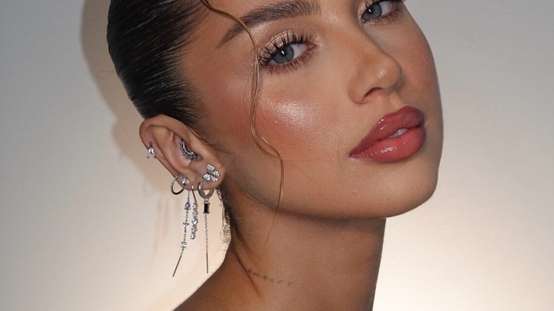 Carlotta Fiasella Biography: Age, Net Worth, Siblings, Parents, Height, Ethnicity, TikTok Carlotta Fiasella Biography: Age, Net Worth, Siblings, Parents, Height, Ethnicity, TikTok