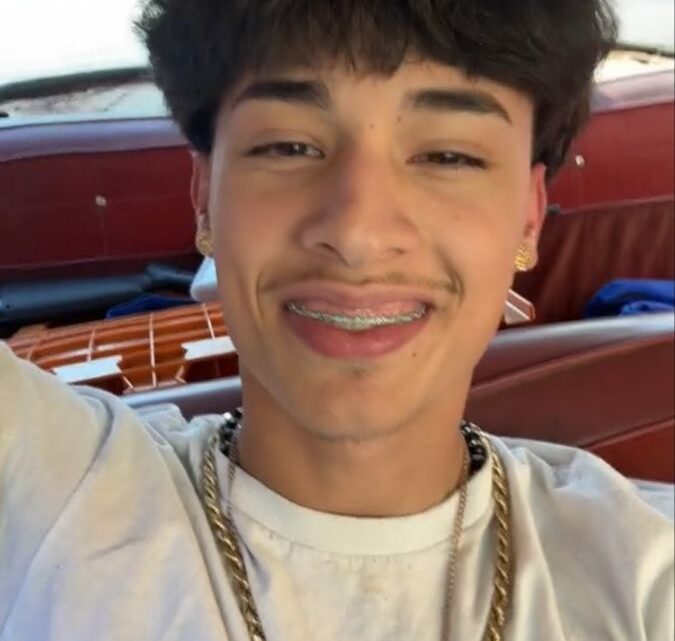 Alex Chino Biography: Siblings, Parents, Height, Ethnicity, Age, Net Worth, Songs, Social Media Alex Chino Biography: Siblings, Parents, Height, Ethnicity, Age, Net Worth, Songs, Social Media