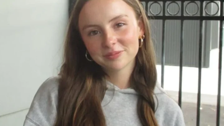 Anna Cooke Biography: Age, Netflix Series, Height, Parents, Career, Net Worth, Movies, Instagram, Siblings
