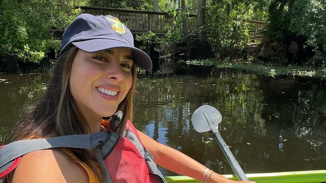 Daniella Monet Biography: Height, Ethnicity, Age, Net Worth, Siblings, Parents, Husband, Kids Daniella Monet Biography: Height, Ethnicity, Age, Net Worth, Siblings, Parents, Husband, Kids