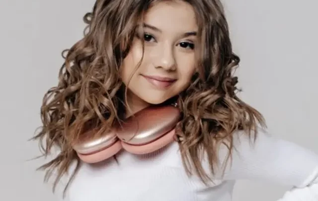 Milana Khametova Biography: Age, Net Worth, TikTok, YouTube, Height, Parents