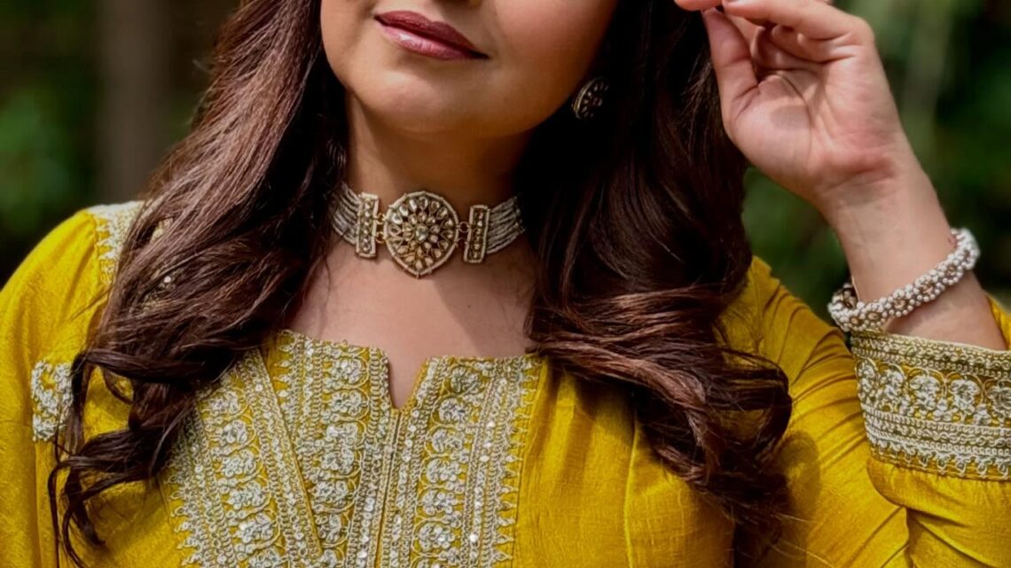 Gurdeep Kohli Biography: Age, Parents, Height, Ethnicity, Net Worth, Siblings, Movies, Husband, Kids Gurdeep Kohli Biography: Age, Parents, Height, Ethnicity, Net Worth, Siblings, Movies, Husband, Kids