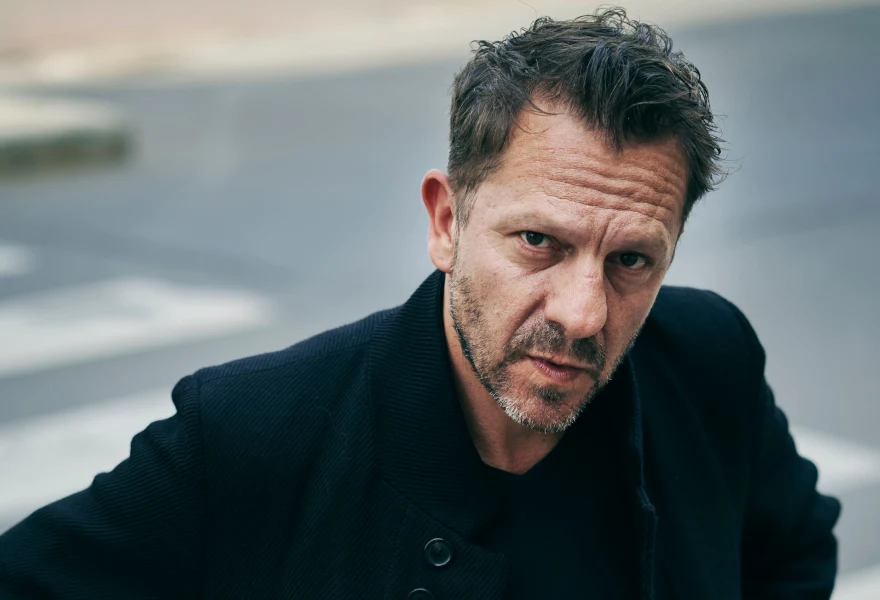 Tom Barman Biography: Age, Parents, Height, Ethnicity, Net Worth, Siblings, Films, Songs Tom Barman Biography: Age, Parents, Height, Ethnicity, Net Worth, Siblings, Films, Songs