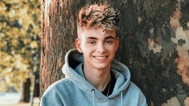 Corbyn Besson Biography: Height, Ethnicity, Age, Net Worth, Siblings, Parents, Girlfriend Corbyn Besson Biography: Height, Ethnicity, Age, Net Worth, Siblings, Parents, Girlfriend