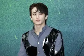 Mark Lee Biography: Age, Net Worth, Siblings, Height, Parent, Awards, Film, Girlfriend