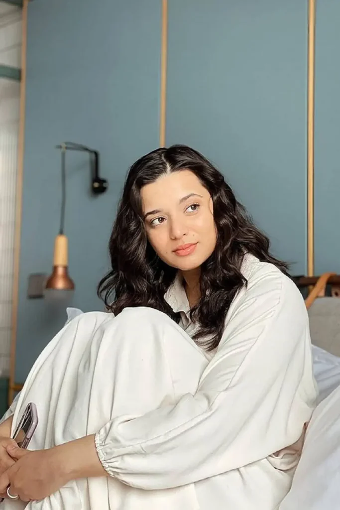 Athisha Khan Biography: Age, Net Worth, Height, Parents, Siblings, Spouse, Nationality, YouTube