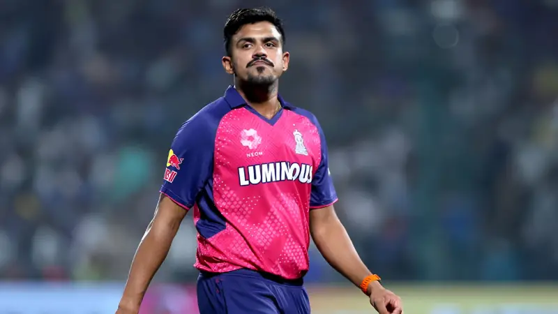Maheesh Theekshana Bio: Age, Net Worth, Husband, Awards, Height, Family, Instagram Maheesh Theekshana Bio: Age, Net Worth, Husband, Awards, Height, Family, Instagram