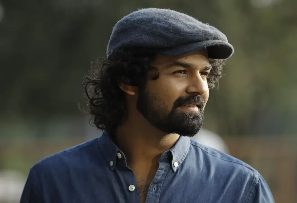 Pranav Mohanlal Biography: Movies, Awards, Age, Net Worth, Wikipedia, Height, Parents, Wife, Children