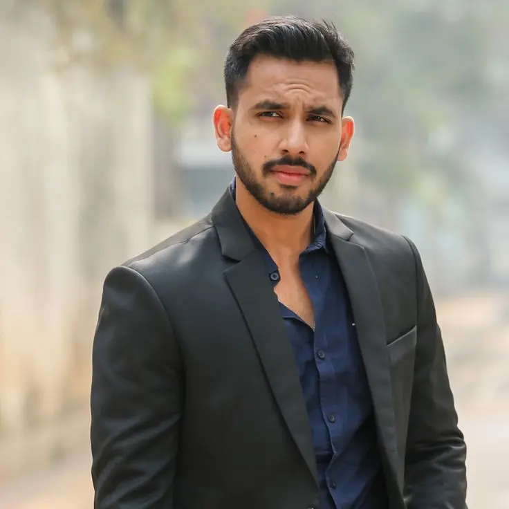 Zaher Alvi Biography: Siblings, Parents, Height, Ethnicity, Age, Net Worth, Spouse