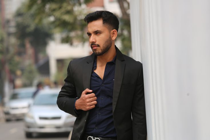 Zaher Alvi Biography: Siblings, Parents, Height, Ethnicity, Age, Net Worth, Spouse Zaher Alvi Biography: Siblings, Parents, Height, Ethnicity, Age, Net Worth, Spouse