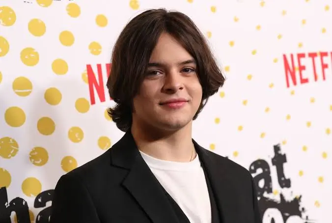 Mace Coronel Biography: Age, Parents, Height, Ethnicity, Net Worth, Siblings, Movies, Girlfriend Mace Coronel Biography: Age, Parents, Height, Ethnicity, Net Worth, Siblings, Movies, Girlfriend