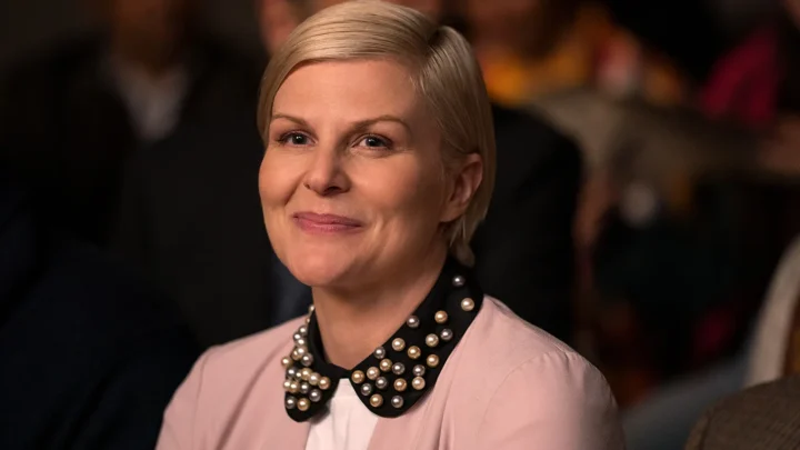 Jennifer Robertson Biography: Age, Partner, Children, Net Worth, Height, Movies, TV Shows