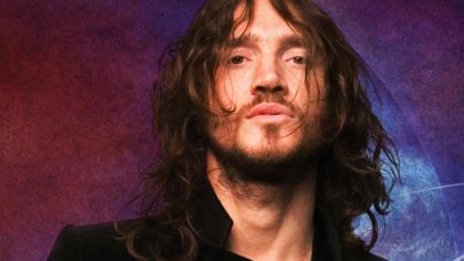 John Frusciante Biography: Wife, Age, Band, Net Worth, Albums, Height, Solo Career