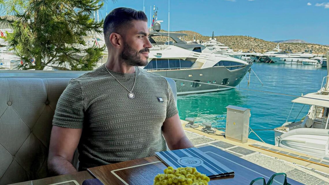 Khaled Selim Biography: Ethnicity, Age, Net Worth, Siblings, Parents, Height, Movies, Music, Kids, Wife, Awards Khaled Selim Biography: Ethnicity, Age, Net Worth, Siblings, Parents, Height, Movies, Music, Kids, Wife, Awards