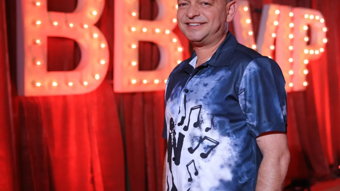 Klajdi Musabelliu Biography: Net Worth, Siblings, Age, Parents, Height, Ethnicity, Albums, Singles Klajdi Musabelliu Biography: Net Worth, Siblings, Age, Parents, Height, Ethnicity, Albums, Singles
