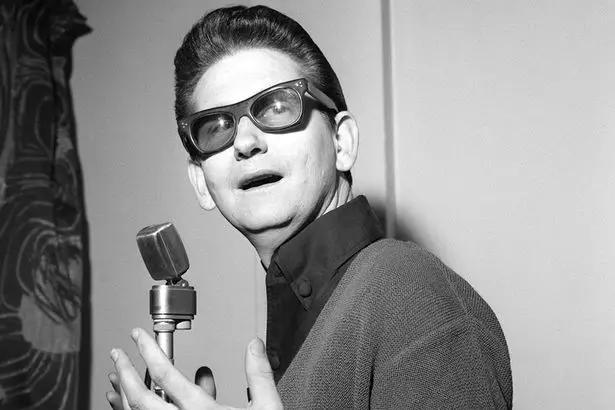 Roy Orbison Bio: Singles, Net Worth, Wife, Children, Siblings, Age, Parents, Height, Albums, Obituary