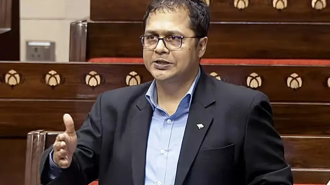 Saket Gokhale Biography: Net Worth, Siblings, Parents, Height, Ethnicity, Age, Books  