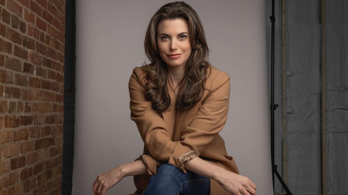Meghan Ory Biography: Net Worth, Siblings, Parents, Height, Ethnicity, Age, TV Series, Films, Husband, Kids Meghan Ory Biography: Net Worth, Siblings, Parents, Height, Ethnicity, Age, TV Series, Films, Husband, Kids