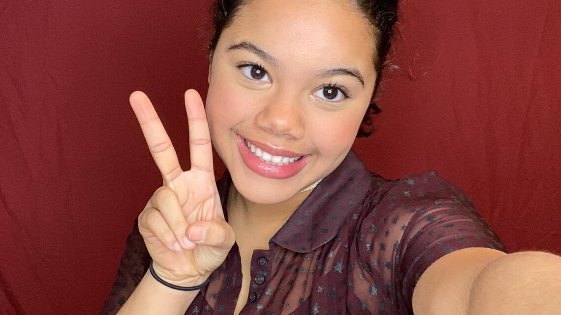 Alison Fernandez Biography: Net Worth, Siblings, Parents, Height, Ethnicity, Age, Movies, TV Series Alison Fernandez Biography: Net Worth, Siblings, Parents, Height, Ethnicity, Age, Movies, TV Series