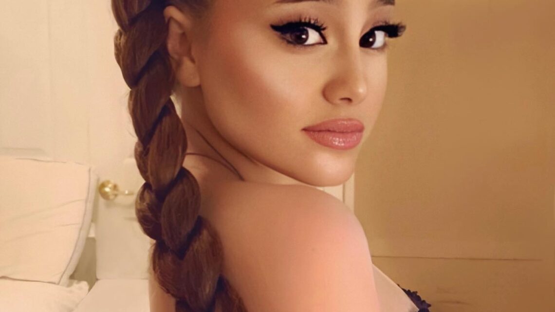 Paige Niemann Biography: Height, Ethnicity, Age, Net Worth, Siblings, Parents, Boyfriend Paige Niemann Biography: Height, Ethnicity, Age, Net Worth, Siblings, Parents, Boyfriend