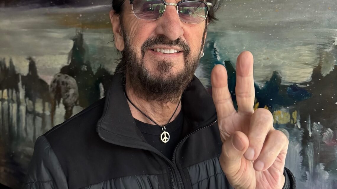 Ringo Starr Biography: Net Worth, Siblings, Age, Parents, Height, Ethnicity,, Albums, Singles, Lyrics Ringo Starr Biography: Net Worth, Siblings, Age, Parents, Height, Ethnicity,, Albums, Singles, Lyrics