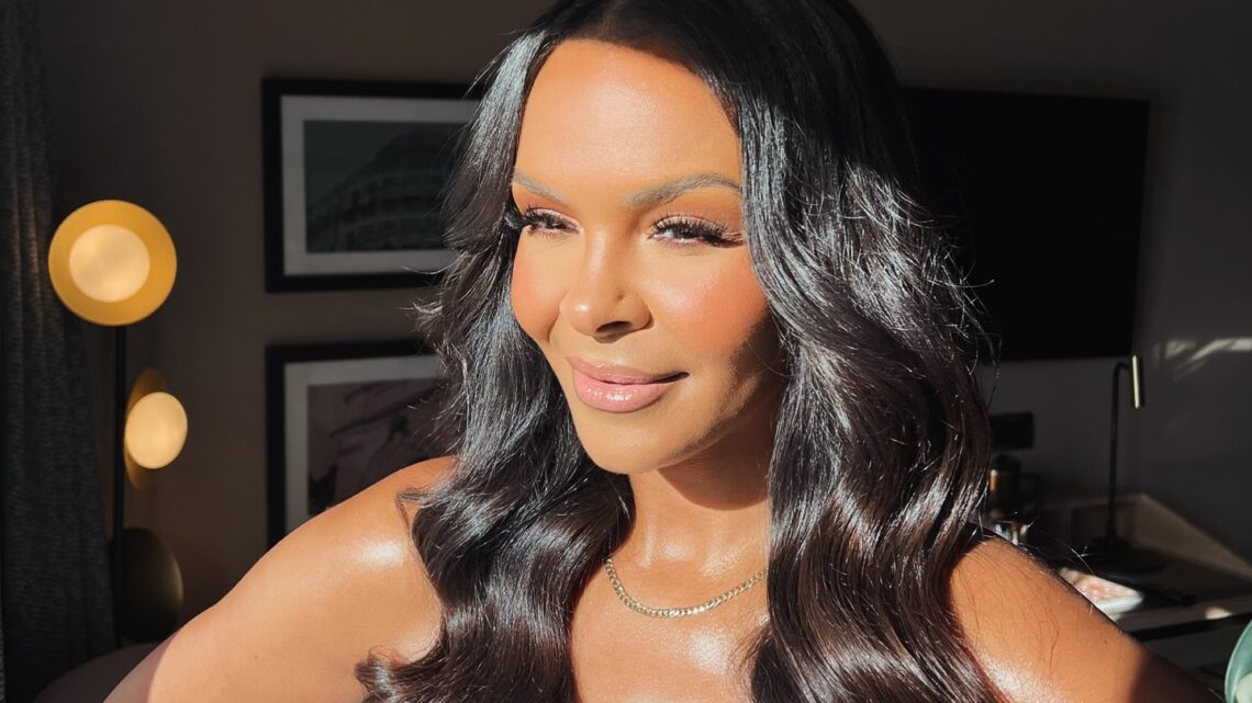 Samantha Mumba Biography: Awards, Films, Songs, Books, Spouse, Child, Height, Ethnicity, Age, Net Worth, Siblings, Parents Samantha Mumba Biography: Awards, Films, Songs, Books, Spouse, Child, Height, Ethnicity, Age, Net Worth, Siblings, Parents
