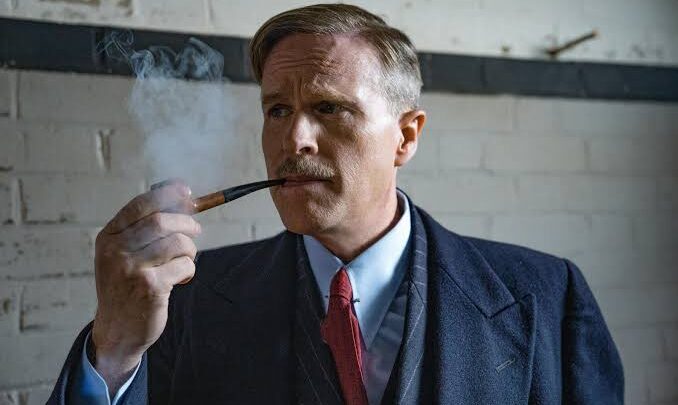Cary Elwes Biography: Height, Ethnicity, Net Worth, Siblings, Age, Parents, Wife, Kids, Movies