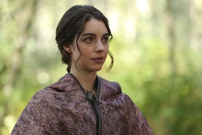 Adelaide Kane Biography: Net Worth, Siblings, Parents, Height, Ethnicity, Age, Movies
