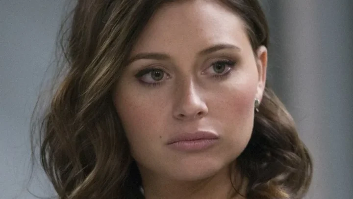 Aly Michalka Biography: Height, Ethnicity, Age, Net Worth, Siblings, Parents, Films, Songs, Child, Husband