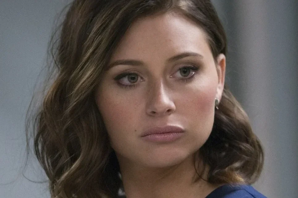 Aly Michalka Biography: Height, Ethnicity, Age, Net Worth, Siblings, Parents, Films, Songs, Child, Husband