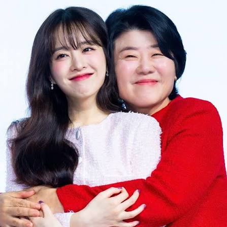 Meet Park Bo-young’s Parents: Park Wan-soo and Choi Jeong-ok