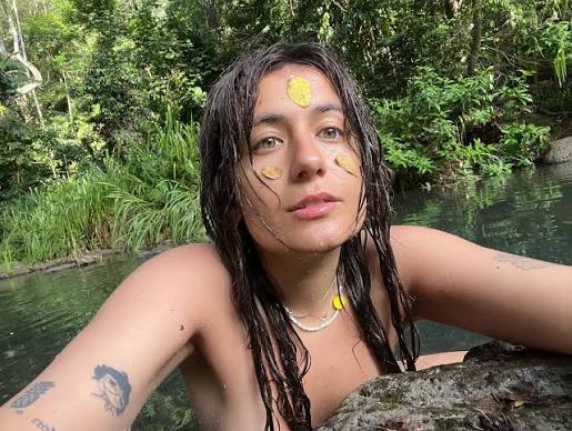 Sude Alkış Biography: Age, Net Worth, YouTube, Height, Parents, Siblings, Career