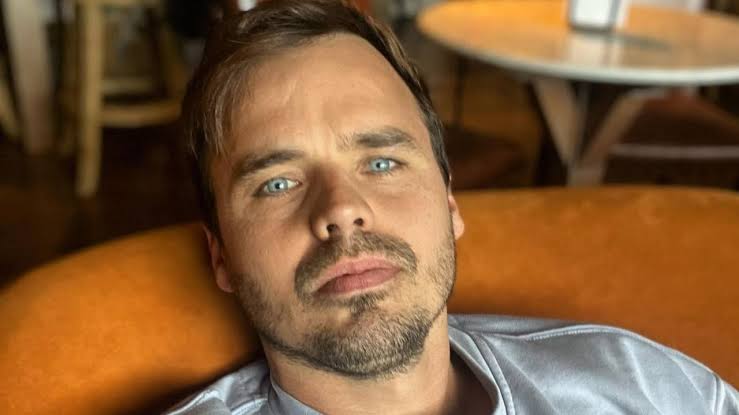 Benjamín Rojas Biography: Age, Net Worth, Height, Wife, Parents, Movies, Songs, Kids