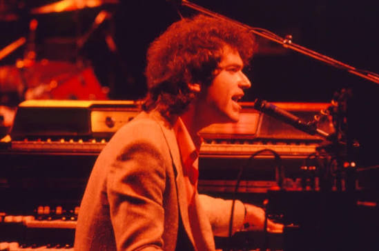 Benmont Tench Biography: Songs, Wife, Children, Net Worth, Siblings, Age, Parents, Height, Ethnicity,