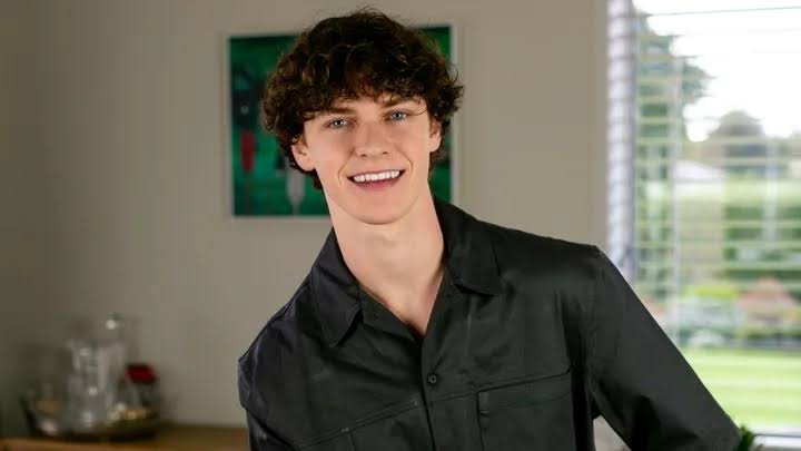 Austin Taylor (Dancer) Biography: Age, Height, Net Worth, Parents, Career, Awards