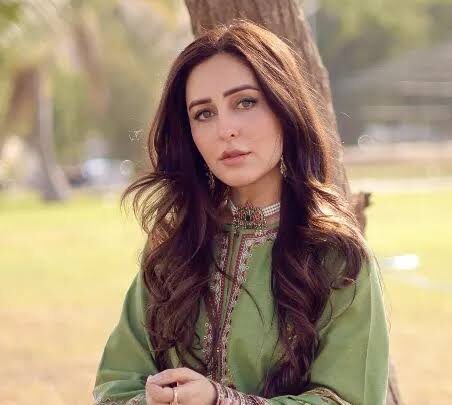 Sidra Niazi Biography: Age, Boyfriend, Net Worth, Height, TV Shows & Career