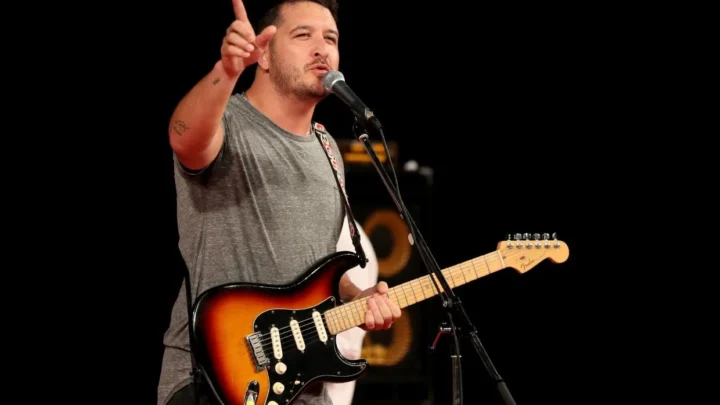 Matiu Walters Biography: Wife, Age, Children, Net Worth, Height, Parents, Songs, Band