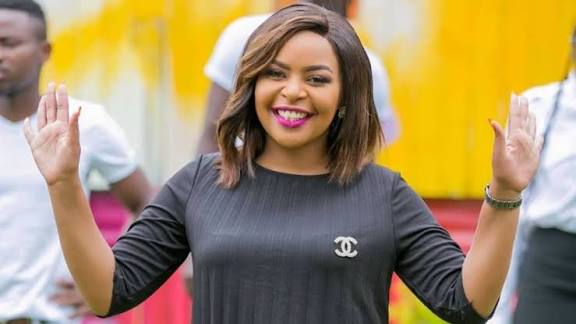 Size 8 Biography: Husband, Age, Children, Net Worth, Height, Parents, Songs, Albums