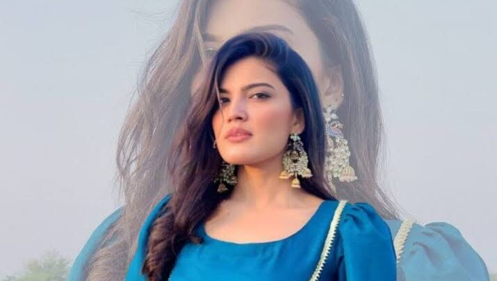 Iqra Kanwal Biography: Husband, Age, Net Worth, Height, Parents, YouTube, Sisters
