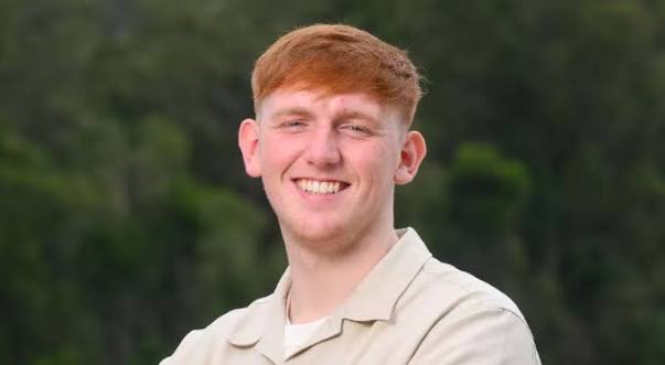 Angryginge Biography: Age, Net Worth, Siblings, Parents, Height, Ethnicity, Awards, Girlfriend, TV Show, YouTube
