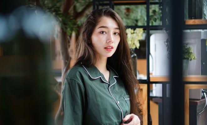 Devina Aureel Biography: Age, Movies, Net Worth, Instagram, Height, Parents, Ethnicity, Husband