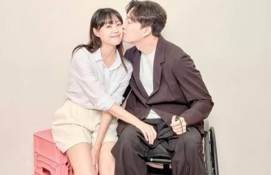 Park We Biography: Age, Wife, Net Worth, Height, Parents, YouTube, Accident