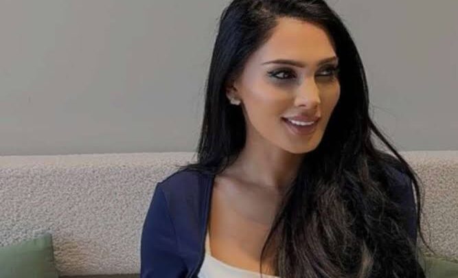 Sadia Khan Biography: Psychology, YouTube, Net Worth, Age, Relationships, Therapy, Social Media, Career, Education