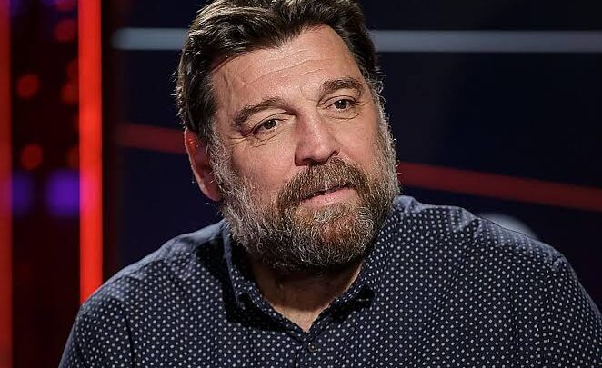 Hovik Keuchkerian Biography: Boxing, Age, Net Worth, Movies, Career, Height, Comedy, Books