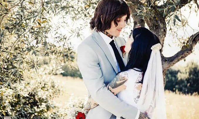 Oli Sykes’ ex-wife, Hannah Pixie Snowdon Bio: Wikipedia, Instagram, Career, Age, Net Worth, Height, Spouse, Nationality