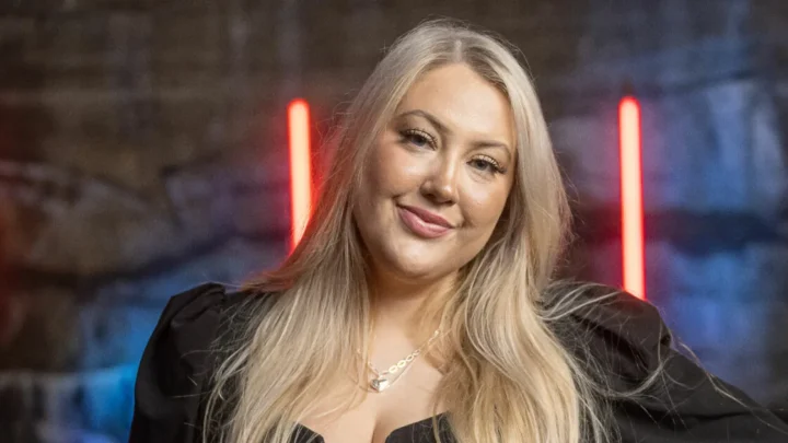Victoria Skau Biography: YouTube, Content Creation, Age, Sister, Boyfriend, Books, Net Worth, Career