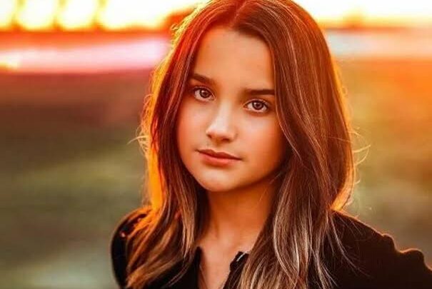 Annie LeBlanc Biography: Parents, Instagram, Age, Net Worth, Height, Siblings, YouTube