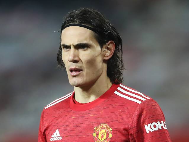 Edinson Cavani Biography: Career, Net Worth, Wife, Children, Age, Height, Nationality, Goals, Clubs, Instagram