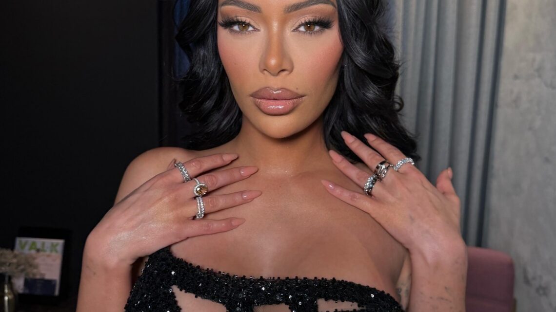 Yasmine Pierards Biography: Age, Parents Height, Ethnicity, Net Worth, Siblings, Pictures, Videos, Dating Life Yasmine Pierards Biography: Age, Parents Height, Ethnicity, Net Worth, Siblings, Pictures, Videos, Dating Life